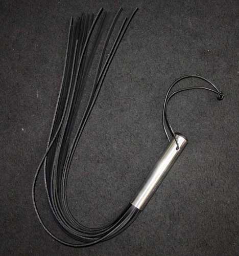 Leather whip with aluminum handle - mi-57