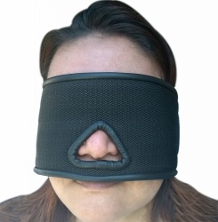 Blinddoek met neusuitsparing en klittebandsluiting - os-blvo