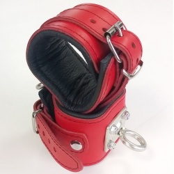 Padded Red Leather wristcuff with strong rotating ring - mi-98r