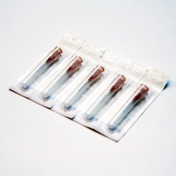 Naalden Bruin - 12mm x 0.45mm (10 stuks) - l1 0101