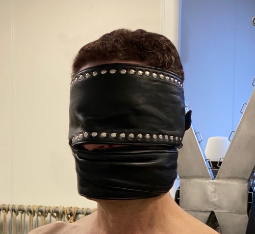 Lambskin Wrap Mask from NLLeather  - nl-llwm