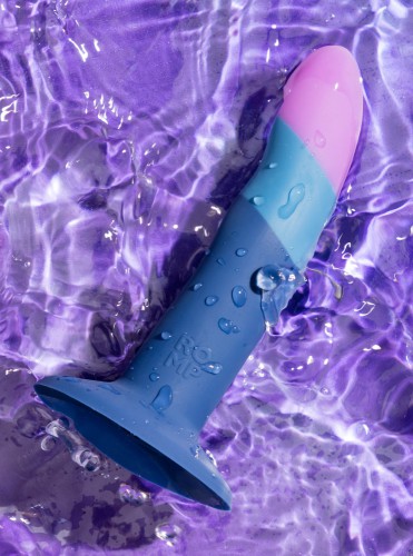 Buttplugs, Dildos and Sextoys