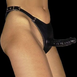 Leder Strapon Slip mit massiver Latex-Penis - hg-184